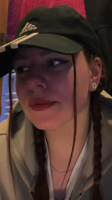 @holdemaiiid