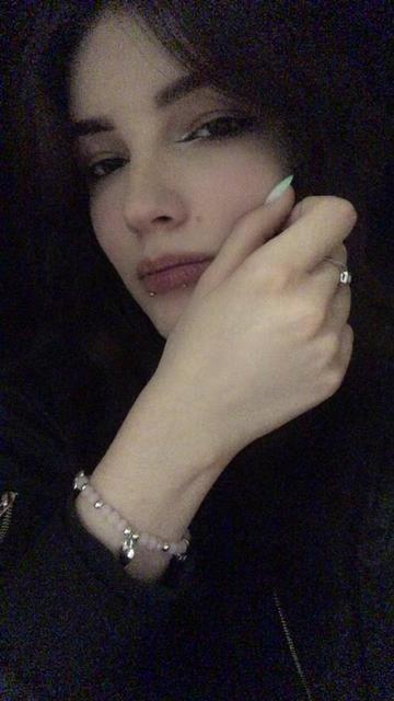 @Rena