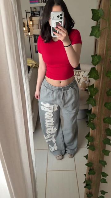 @FindsByJessy
