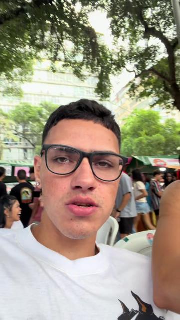 @Brando23