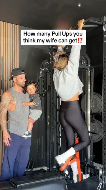 @thebronstonfamilia