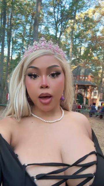 @theuniversegoddess