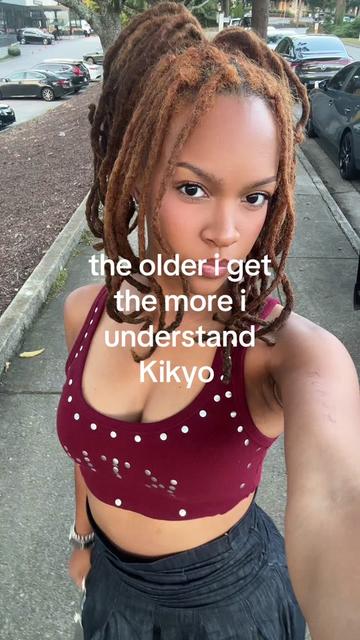 @ella b.