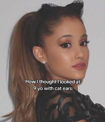 @𝒩