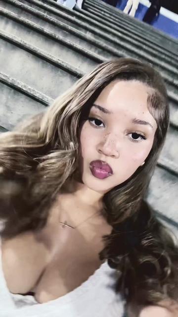 @🎀