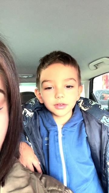 @dea ukaj