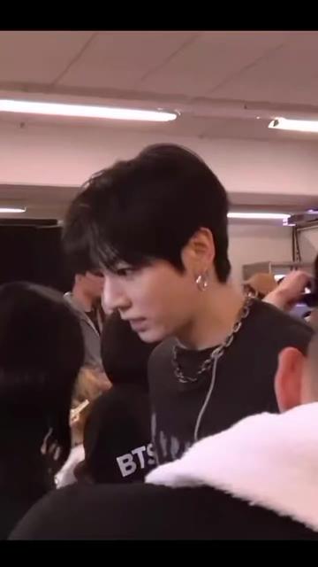 @⟭⟬💜RonaKook🐰⟬⟭