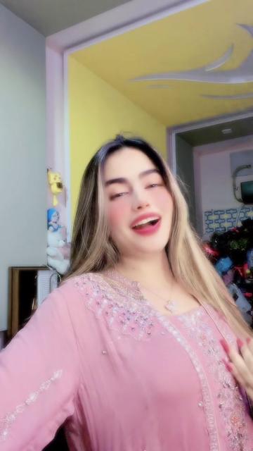 @♥️Kaînat Malîk♥️