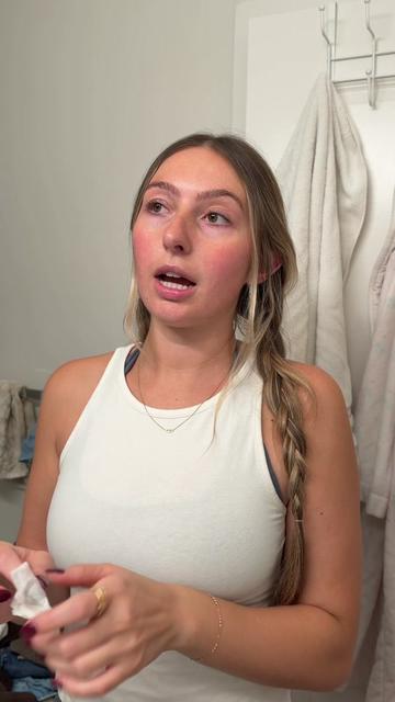 @Nicole