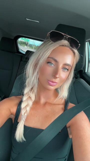 @Cam👱🏼♀️