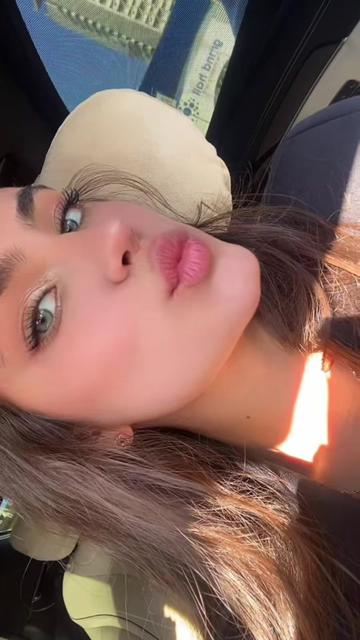 @alina_bobeica