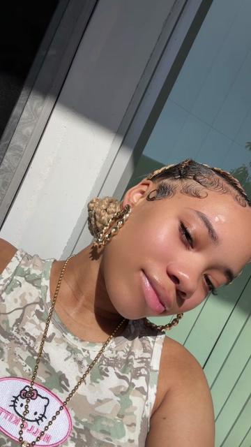 @fineasskylahbaeee