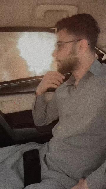 @⚜️ROحAiL_🇵🇰
