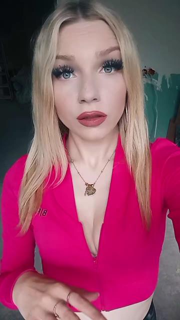 @Magdalitemodel