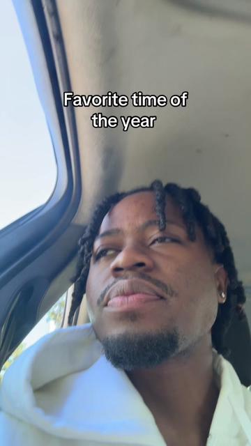 @moyoezzy