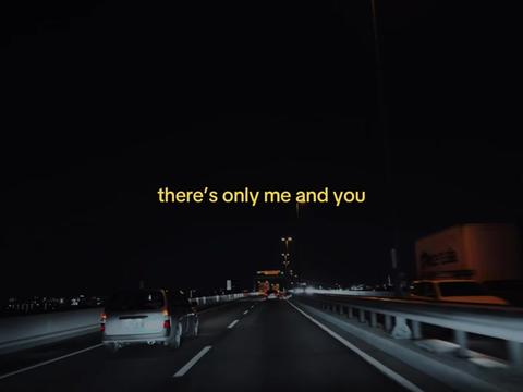 @🎧