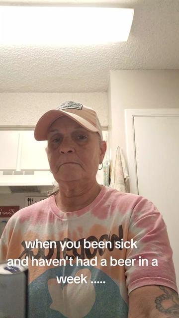 @granny at kitchen table 🎼🎵❌️