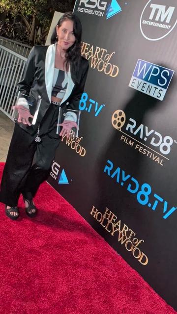 @hearthollywood