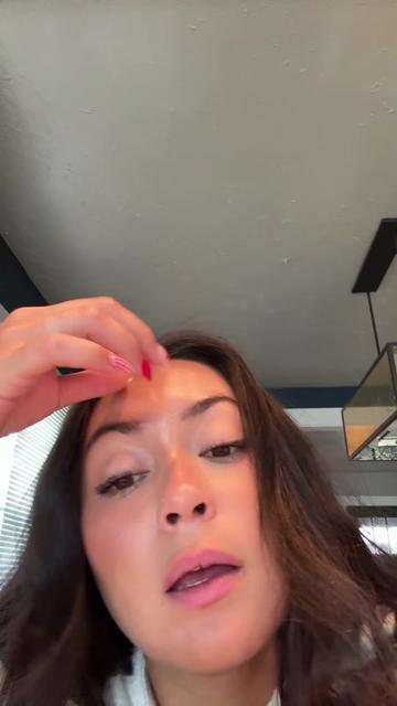 @BiteswithBecs