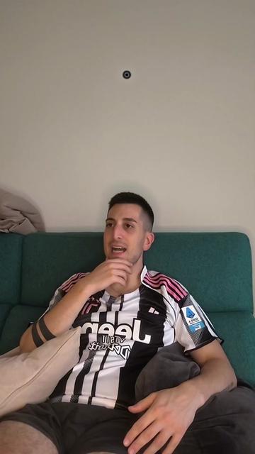 @Zebrone 🦓