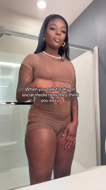 @Lickmy_chocolate28