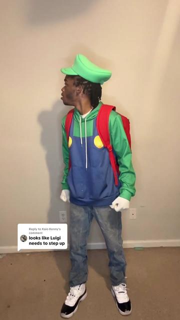 @KingGoldLewis