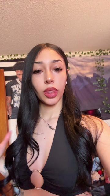 @iheartcatia