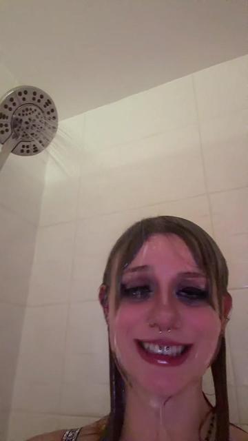 @trashy