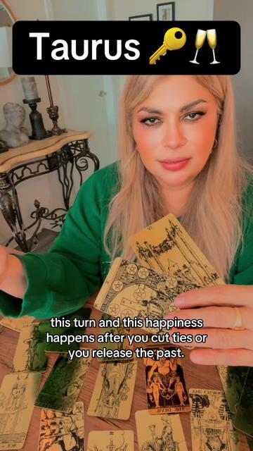 @Green Apple Tarot