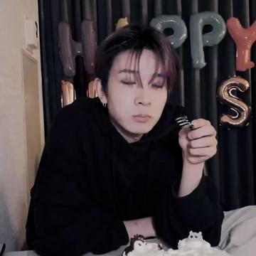 @Alissa ♡