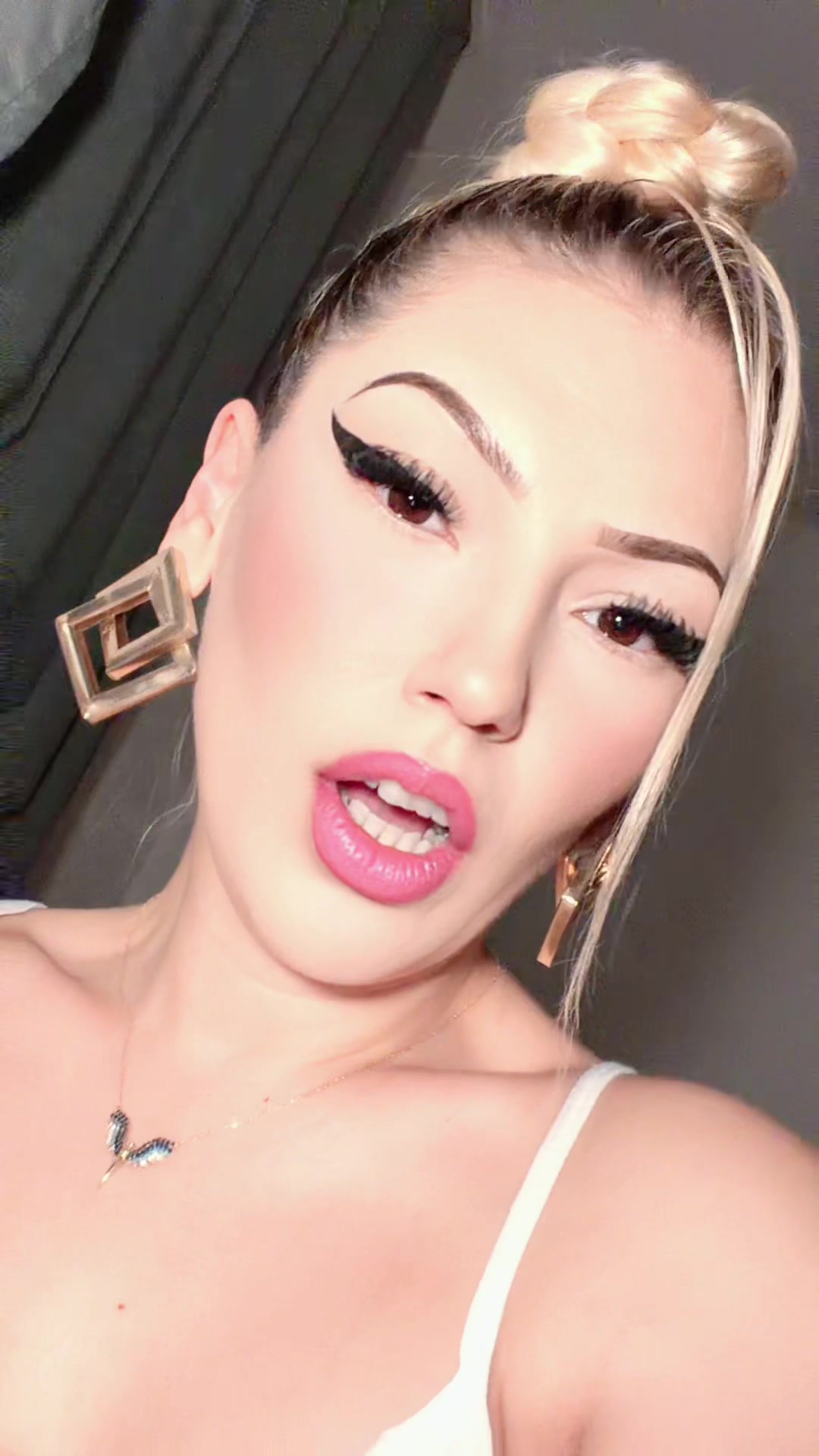 @ayse.official19