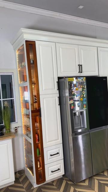 @Luxury Kitchens