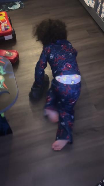 @Momma Lizzy & Kah’zir 💋💙🧩