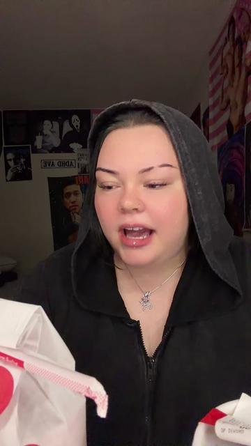@Meganlove777