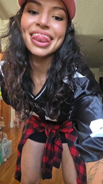 @karina
