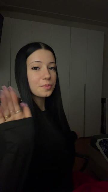 @rrebeccaarinii