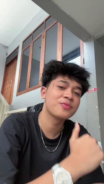 @NAMANYA ALPIN👑