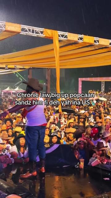 @Scoop Jamaica