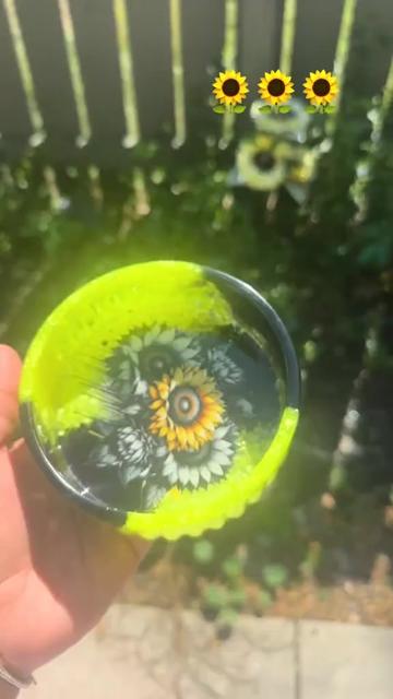 @The Luxury Resin Goddess