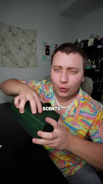 @ComedicScents