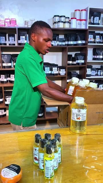 @BOTANICAL RAW MATERIALS UG