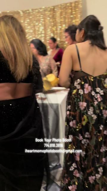 @iHeartMomoPhotoBooth