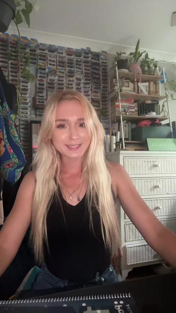 @zaradudley23