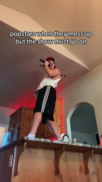 @alejandro