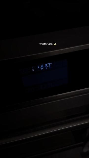 @monique