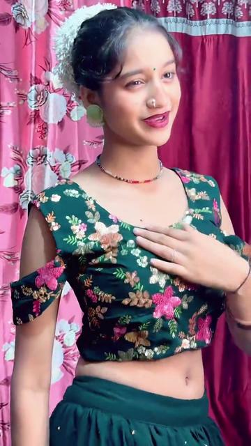 @Bhojpuri Dancer🔥