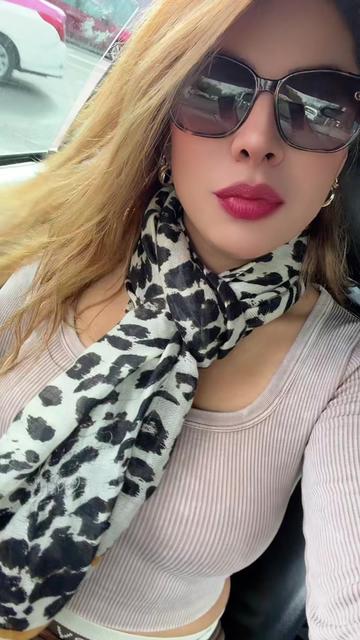 @Laurita