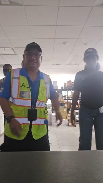 @Lazaro Avila