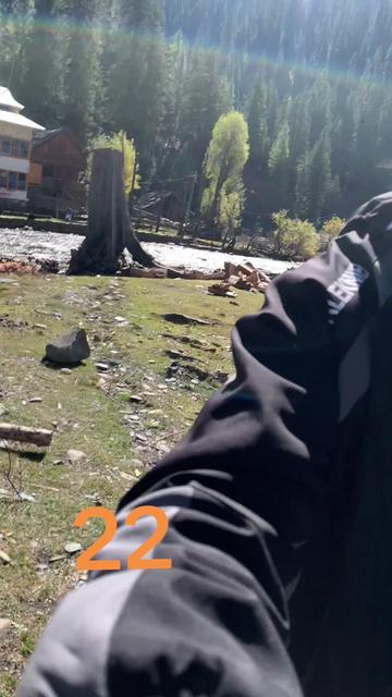 @Kashmir Diary 🍁