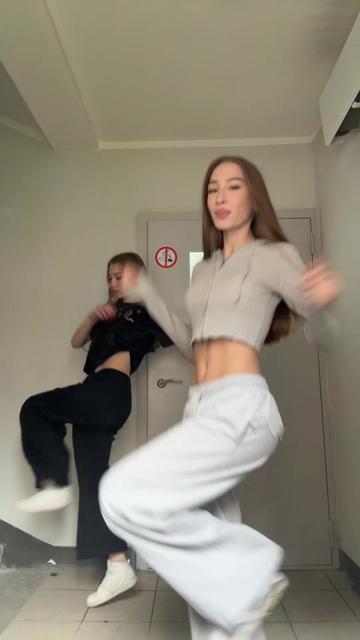 @ZHOOZHA